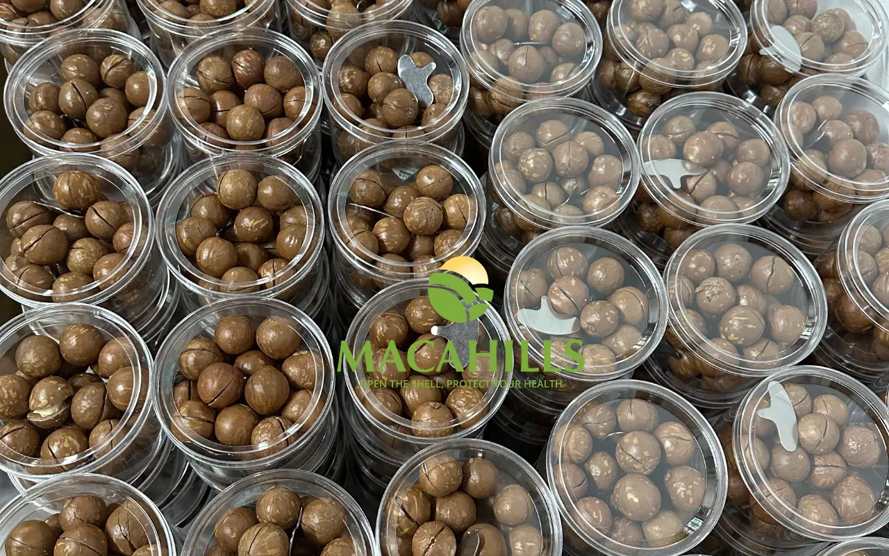 Quà tặng macca 200gr lon nhựa được Maca Hills đóng gói